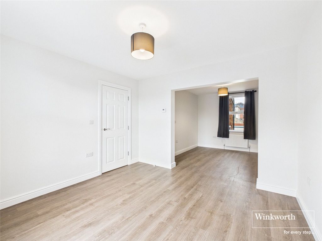 Property photo 3 of 12 Picture No. 05