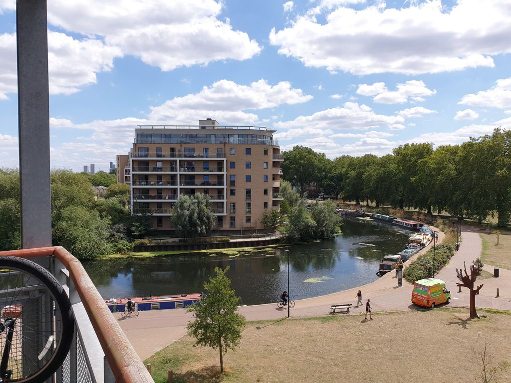 Property photo 1 of 1