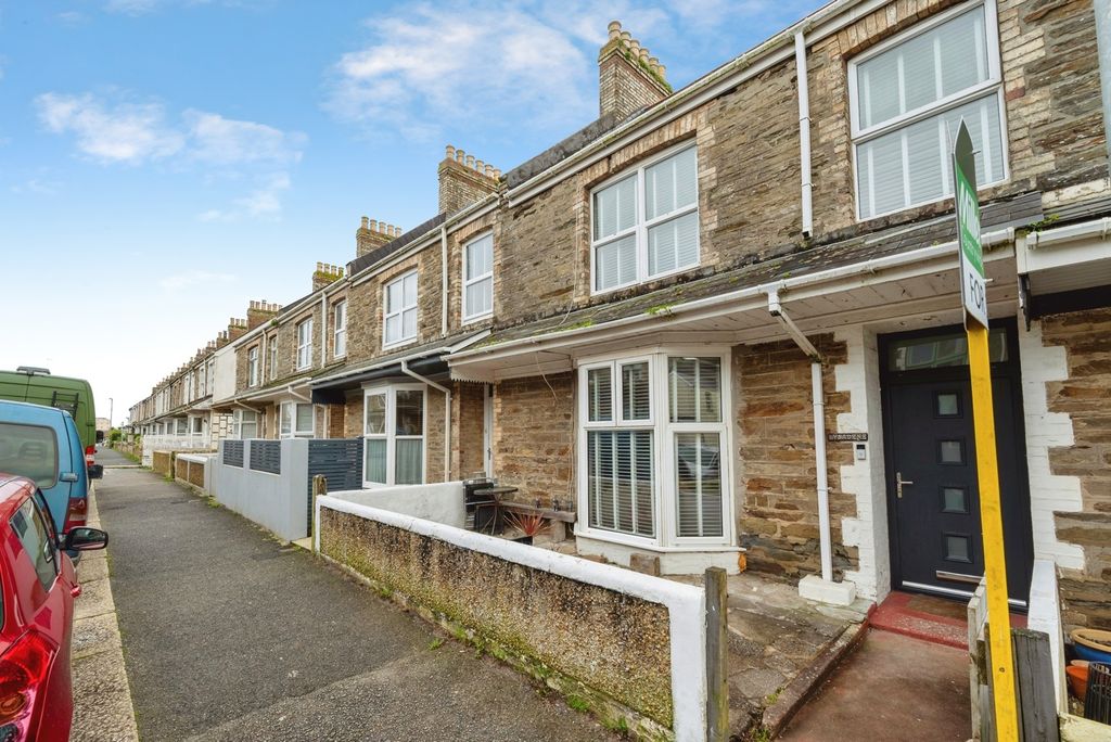 Property photo 1 of 20 Pbox-Img.Jpg