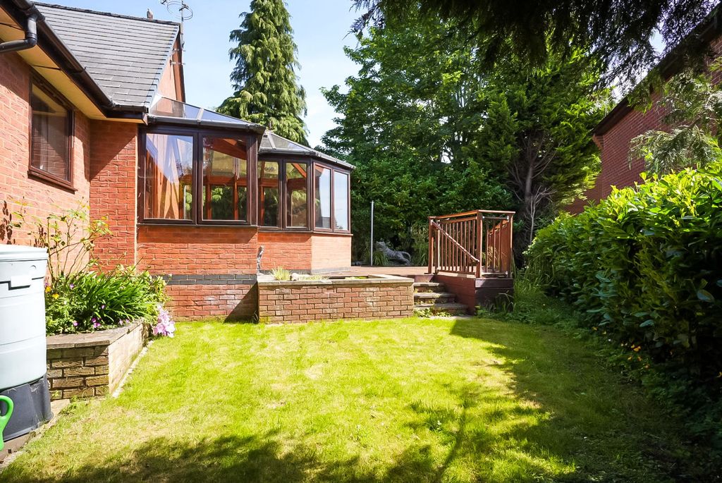 Property photo 2 of 24