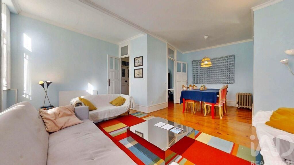 Property photo 1 of 40