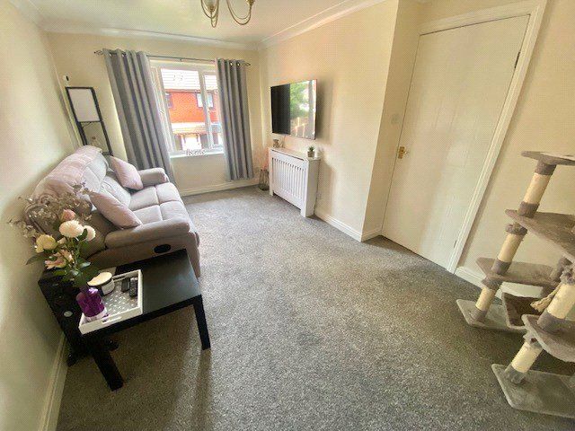 Property photo 2 of 8 Picture No. 10