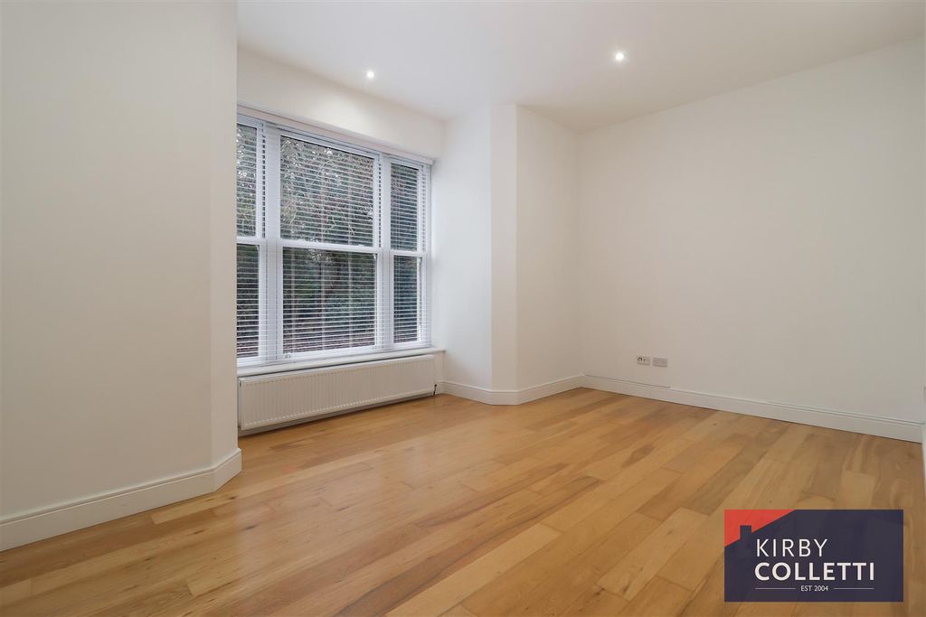 Property photo 3 of 14 Open Plan Living