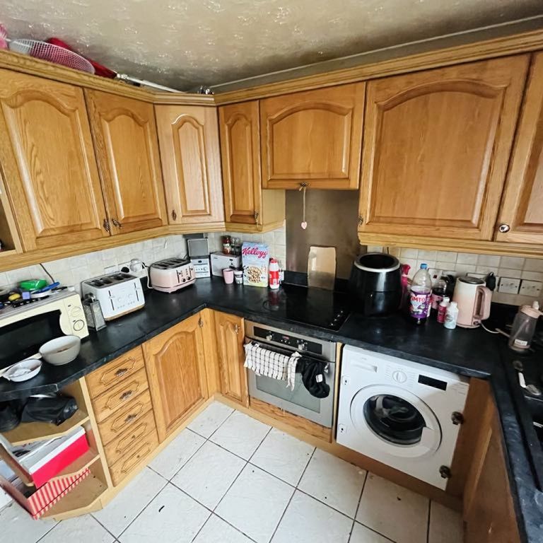 Property photo 2 of 3