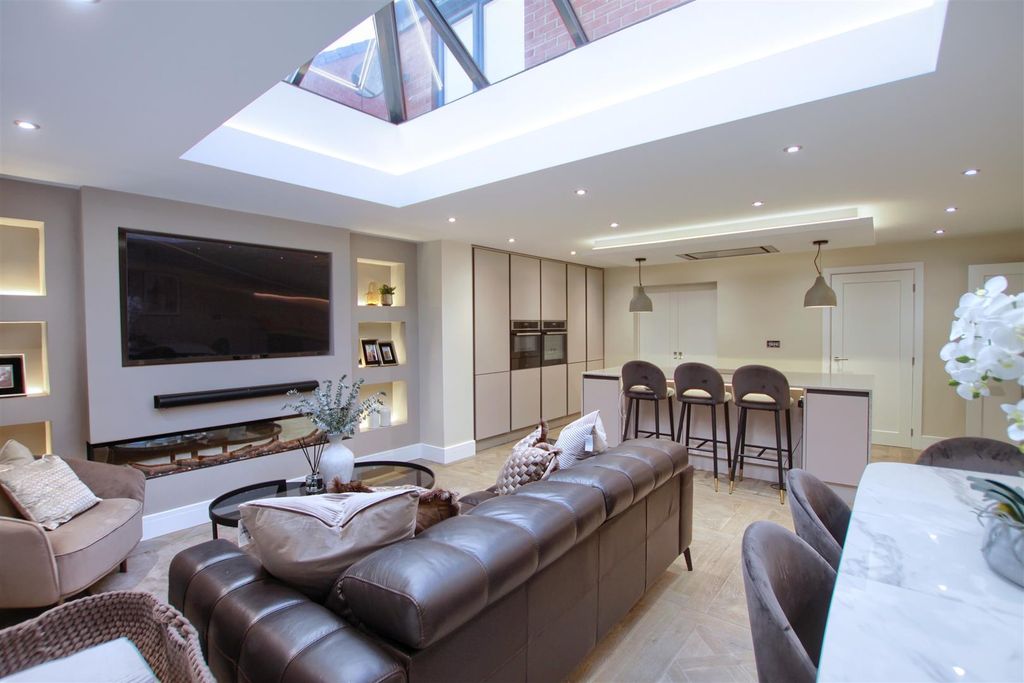 Property photo 1 of 22 Bn8.Jpg