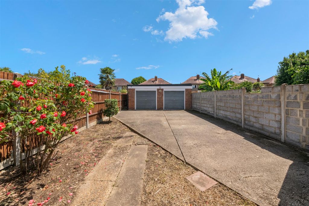 Property photo 2 of 15 12