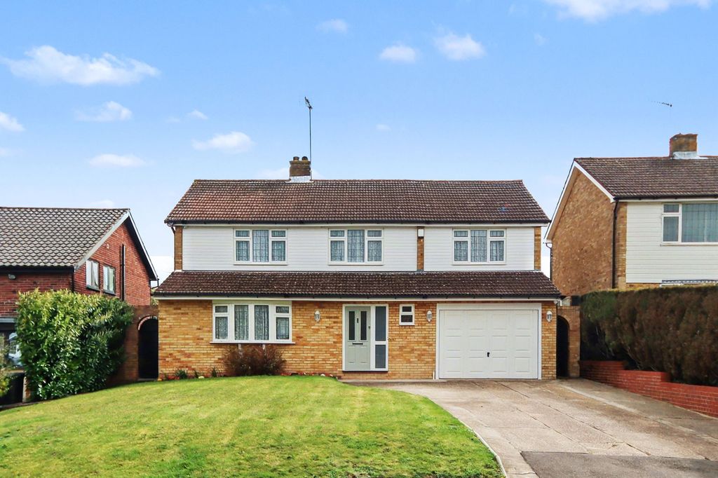 Property photo 2 of 19 External