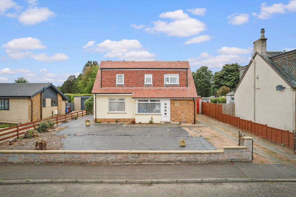Property photo 1 of 35