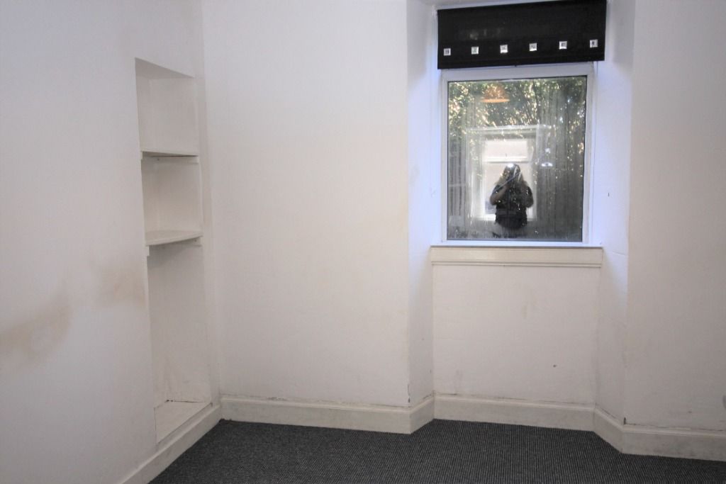 Property photo 3 of 7 Photo 3