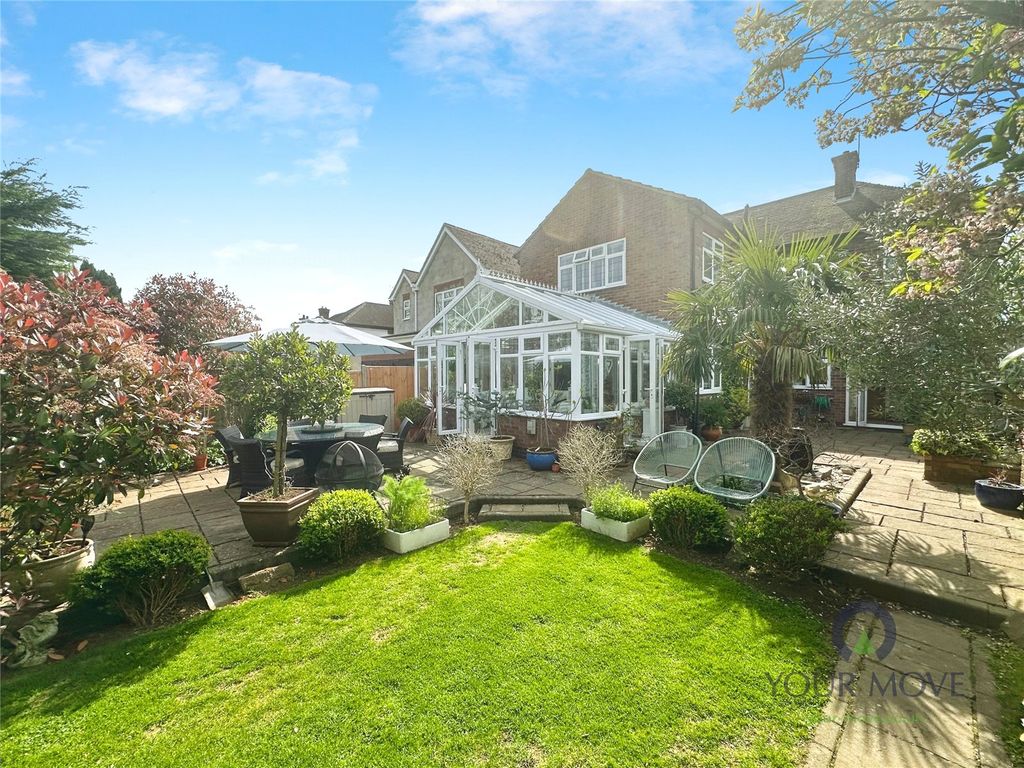 Property photo 1 of 27 Picture No. 54