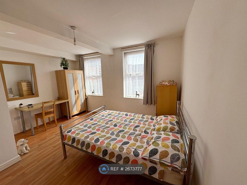 Property photo 2 of 11