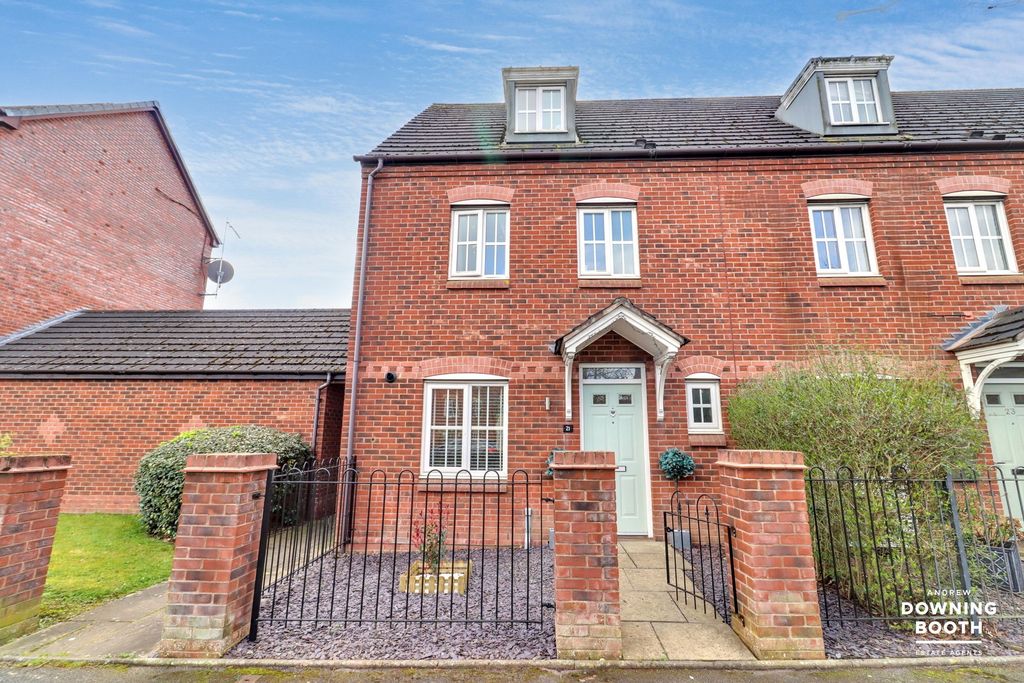 Property photo 1 of 28