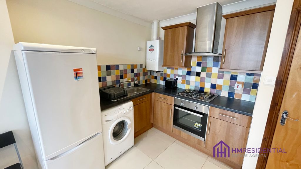 Property photo 2 of 6 Img_3765_2_Original.Jpg