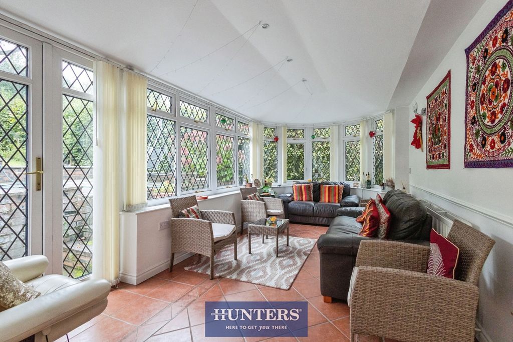 Property photo 3 of 61 Pbox-Img.Jpg