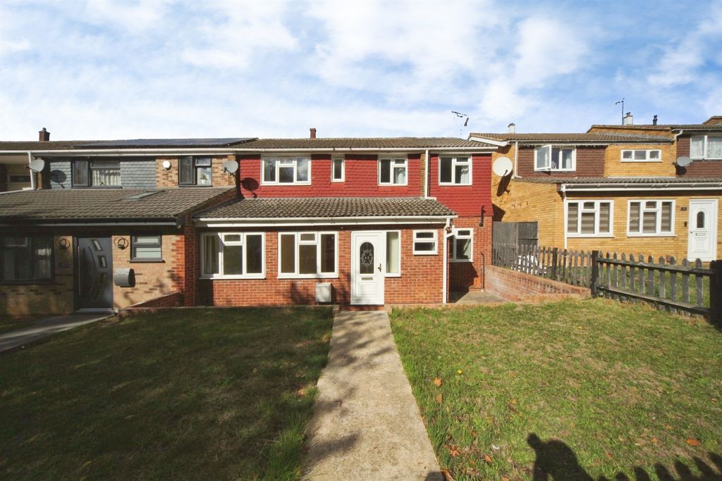 Property photo 1 of 18