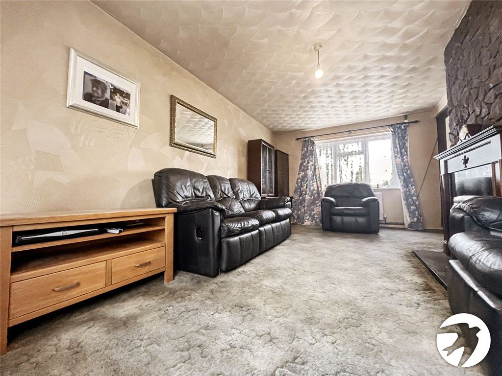 Property photo 2 of 16 Picture No. 20