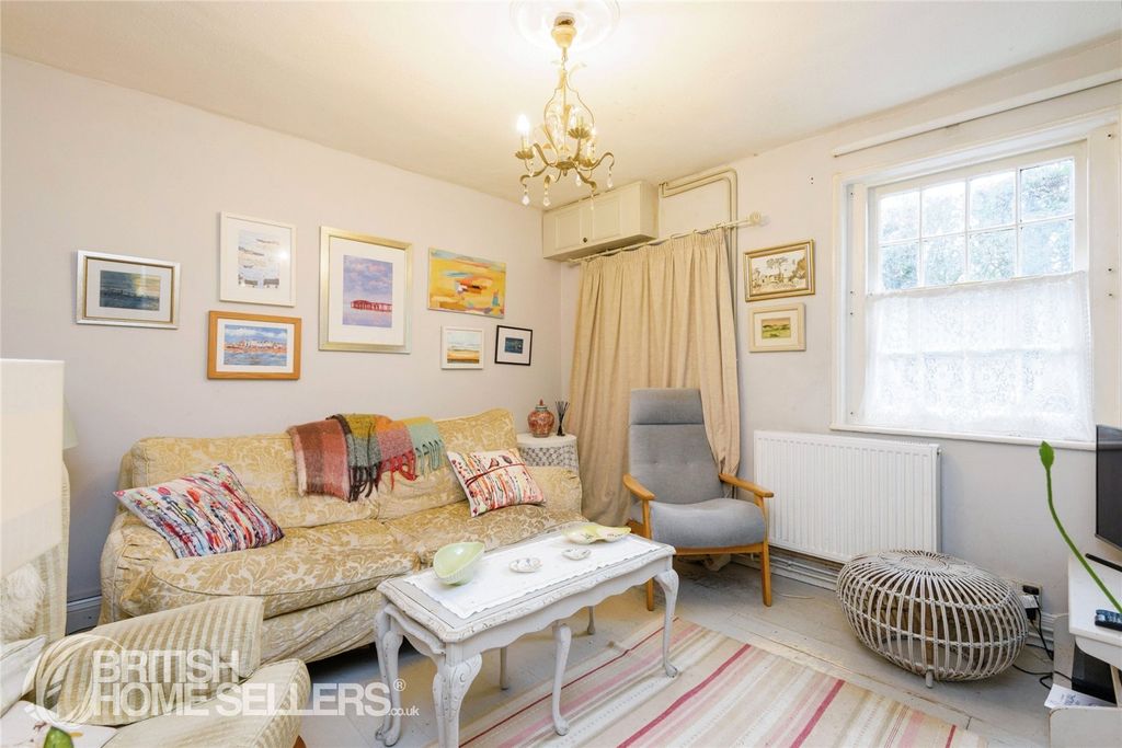 Property photo 3 of 19 Picture No. 22