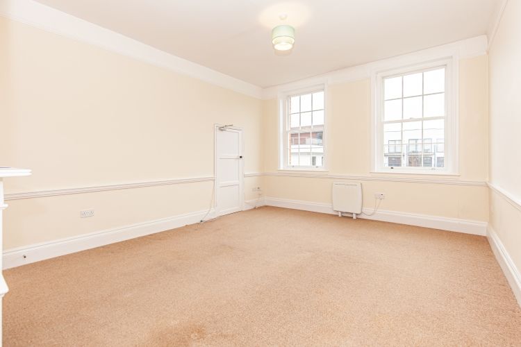Property photo 2 of 7 180302