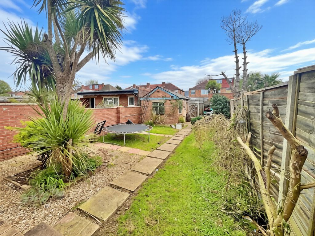 Property photo 2 of 12 Photo 12