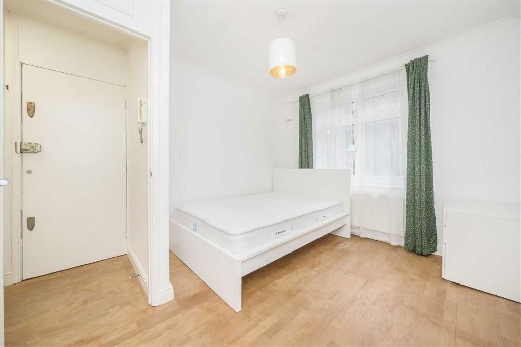 Property photo 2 of 3