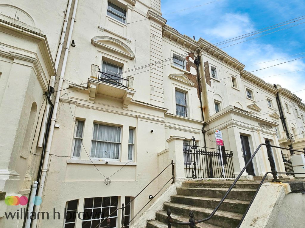 Property photo 1 of 9 Image