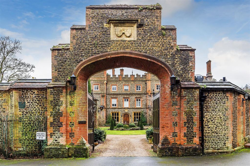 Additional image 16 of 4 bed flat for saleAlbury Park Mansion, Albury, Guildford, Surrey GU5