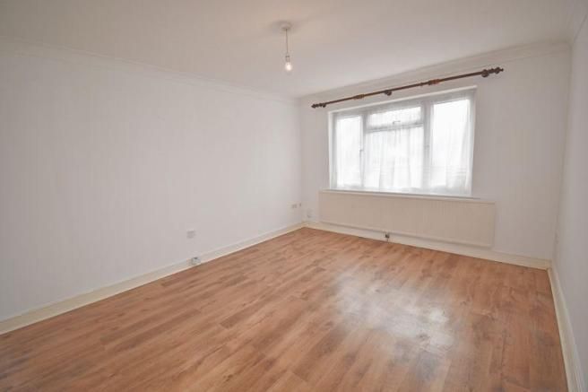 Property photo 3 of 10 Living Room