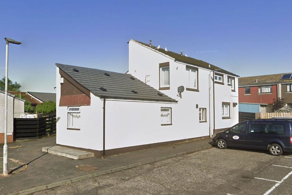 Property photo 1 of 9
