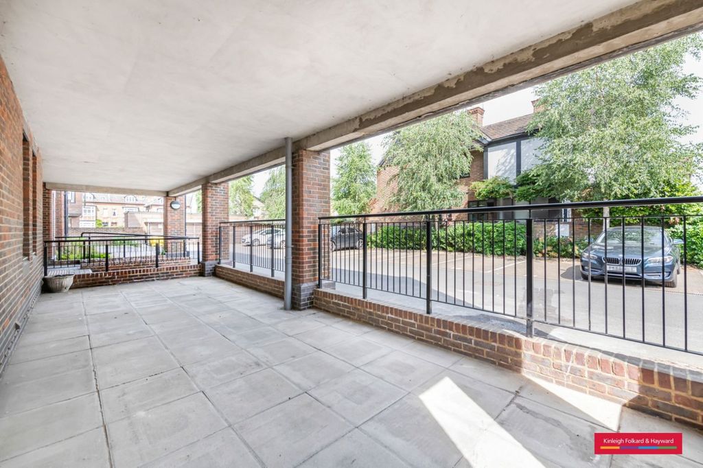 Property photo 2 of 15 Picture No. 28