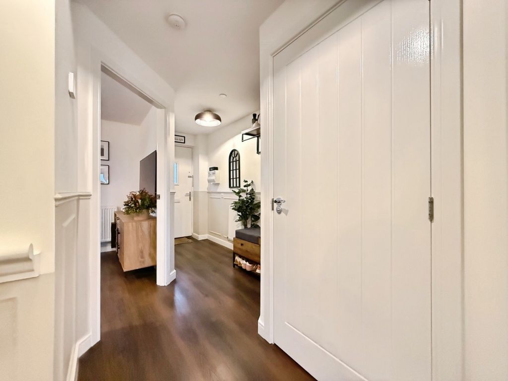 Property photo 2 of 34 4620564