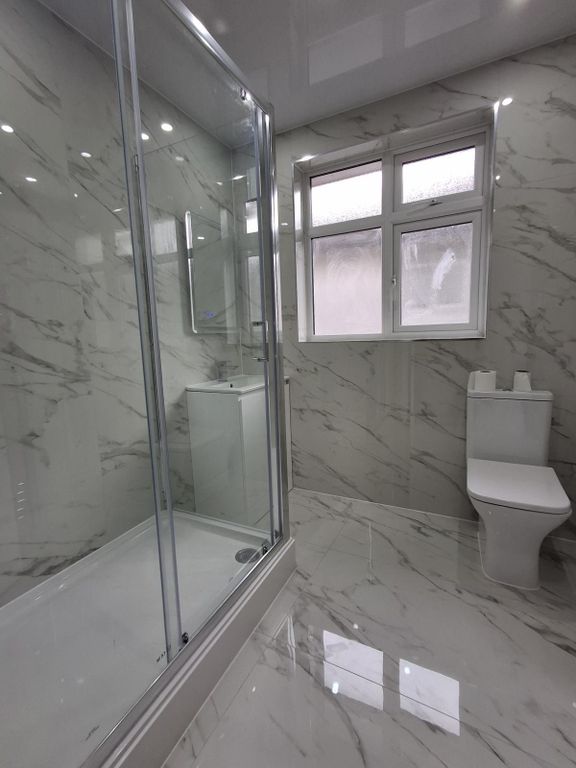 Property photo 3 of 9 Shower Room