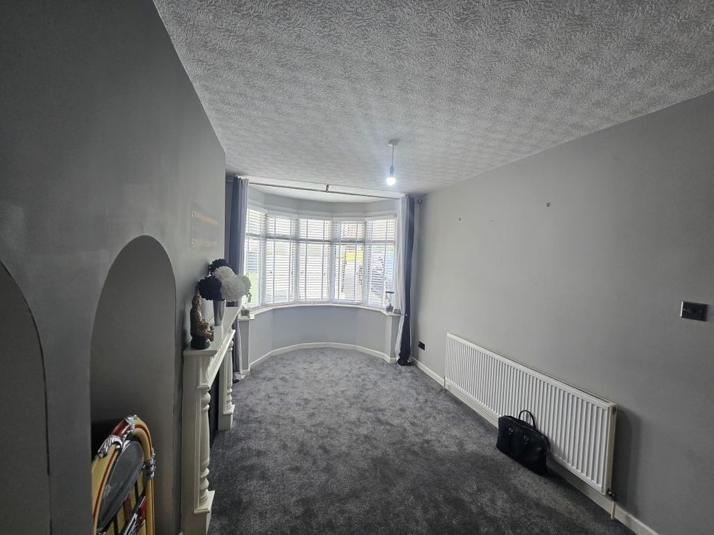 Property photo 3 of 24