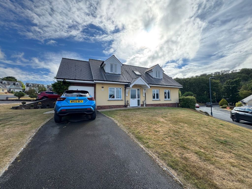 Property photo 1 of 48