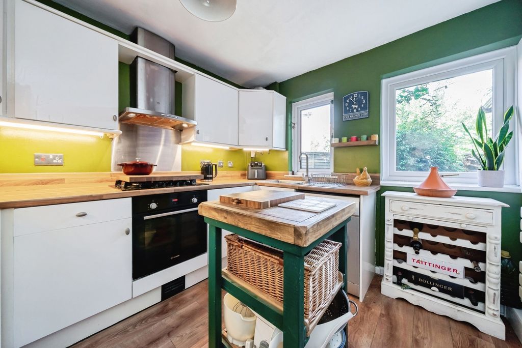 Property photo 3 of 14 Pbox-Img.Jpg
