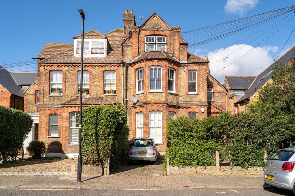 Property photo 1 of 10 Picture No. 11