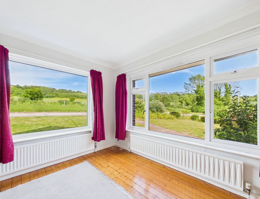 Property photo 3 of 24