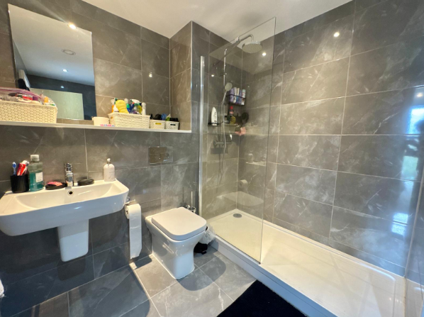 Property photo 2 of 4