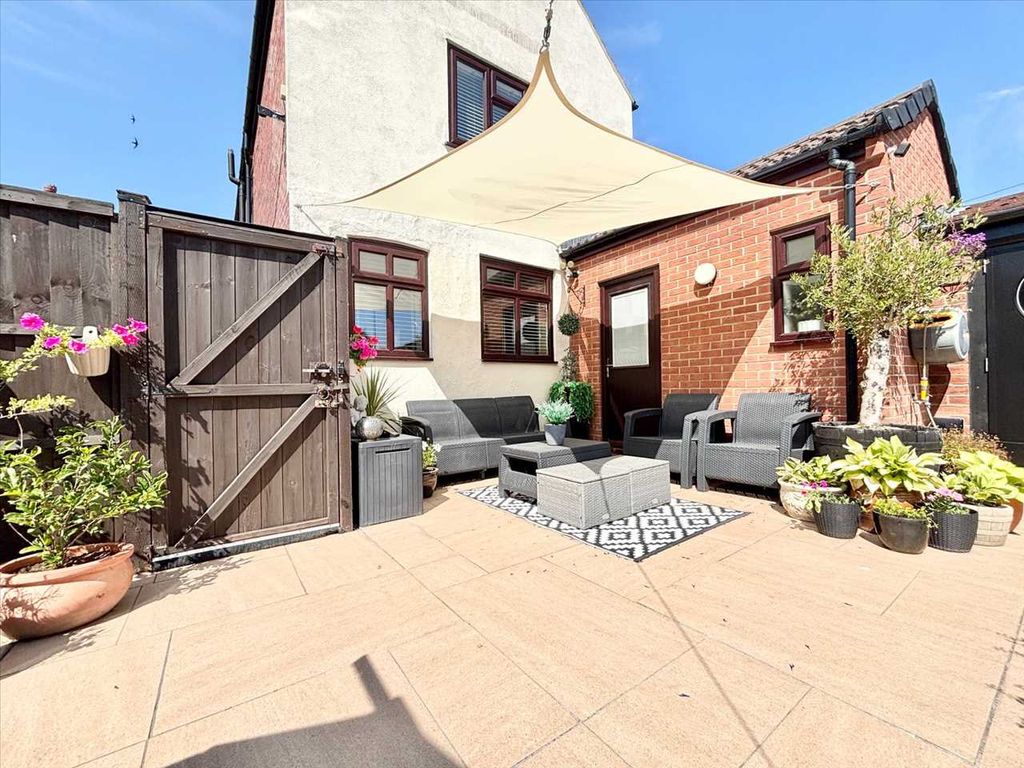 Property photo 3 of 29