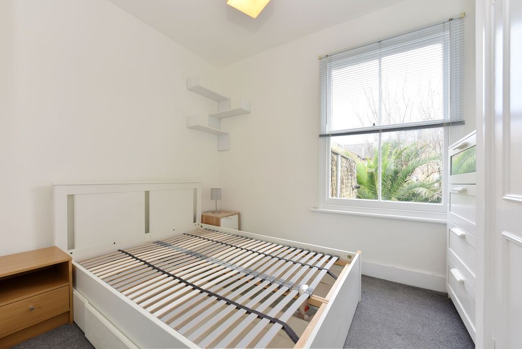 Property photo 3 of 7