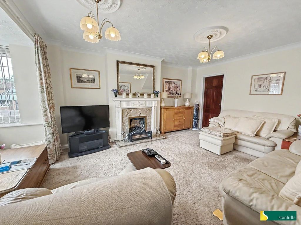 Property photo 3 of 17 13.Jpg