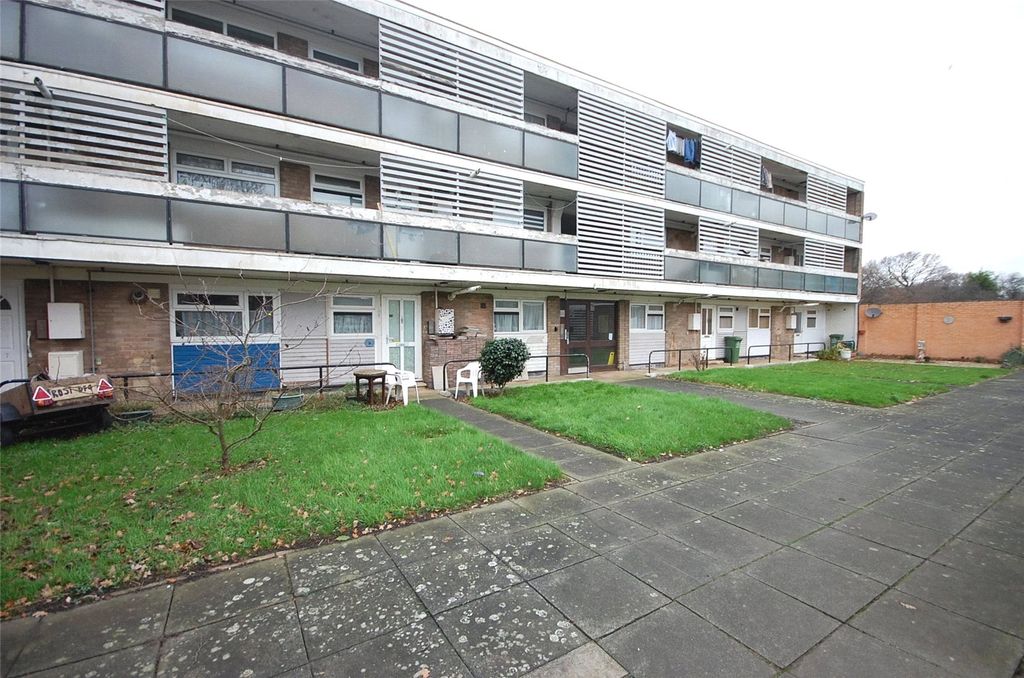 Property photo 1 of 8 Exterior