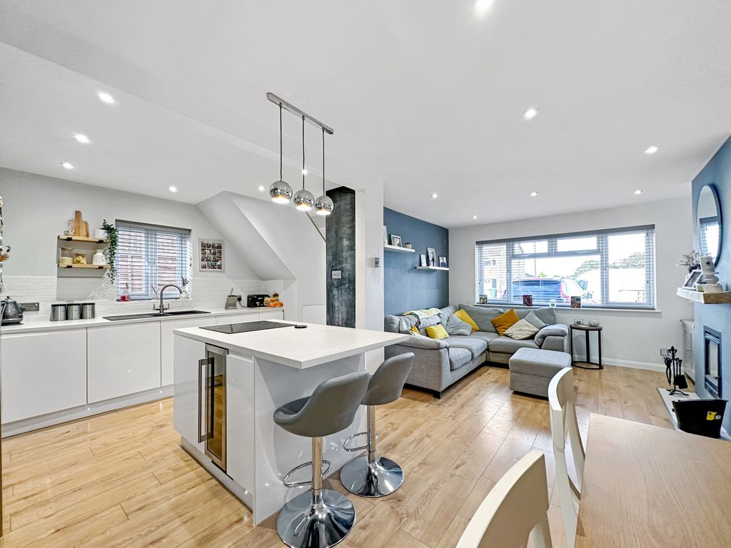 Property photo 1 of 21 Picture No. 13