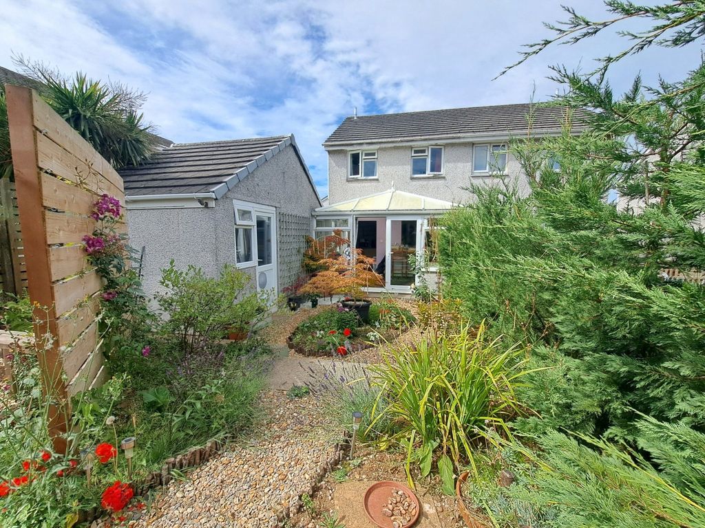 Property photo 2 of 16 Picture No. 13