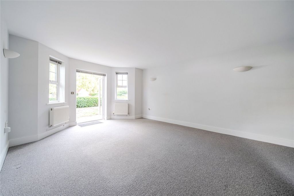 Property photo 3 of 20 Picture No. 21
