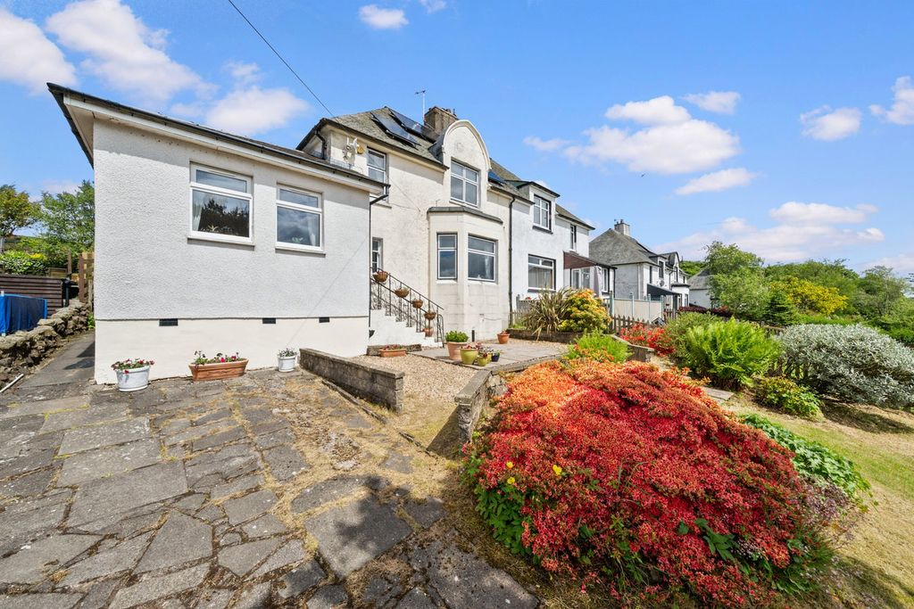 Property photo 1 of 39