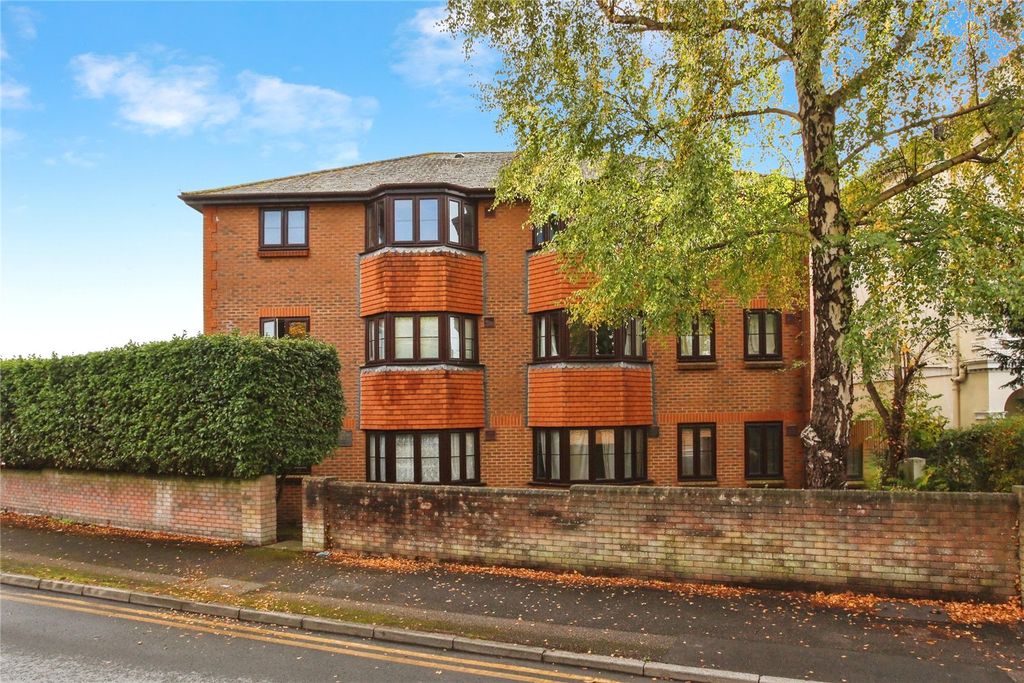 Property photo 1 of 17 Picture No. 16