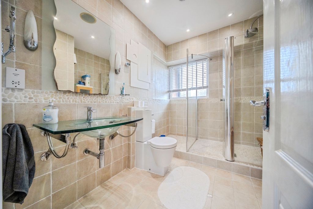 Property photo 1 of 21 Pbox-Img.Jpg