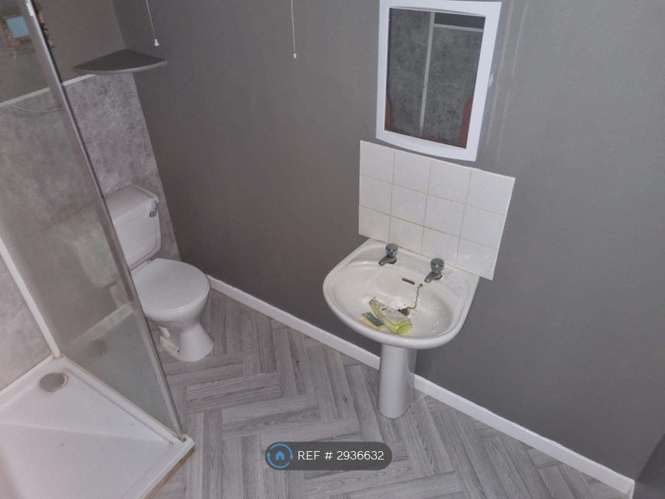 Property photo 3 of 3