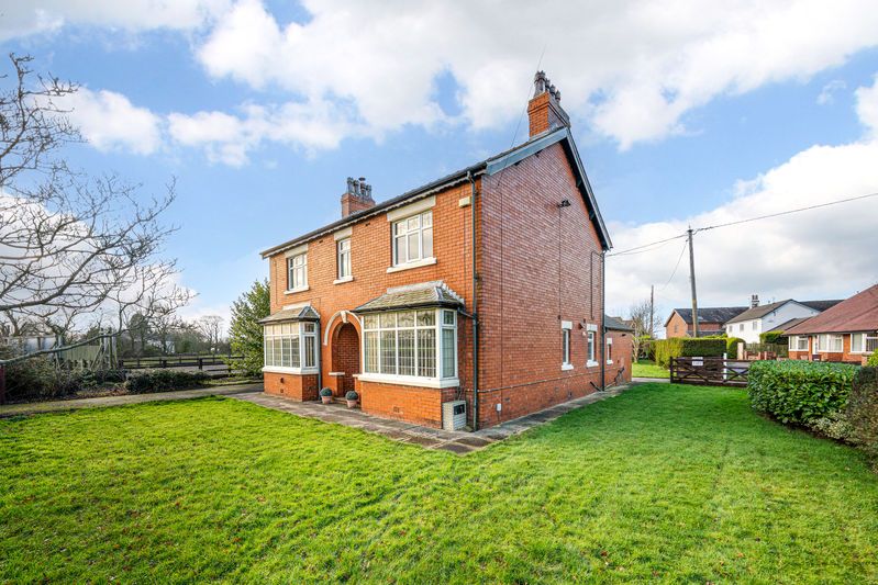 Additional image 10 of 4 bed equestrian for saleLowe Farm, Leyland Lane, Leyland PR26