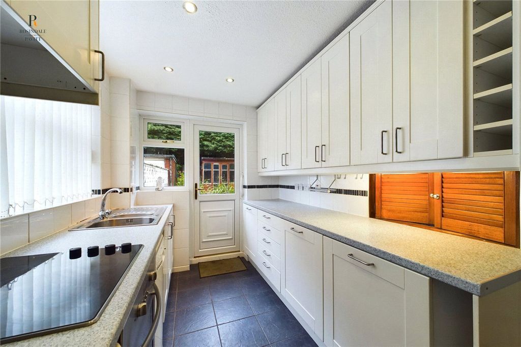 Property photo 3 of 18 Picture No. 13